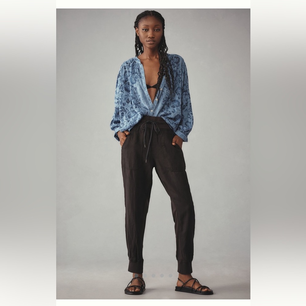 NWT Anthropologie nomad high rise joggers